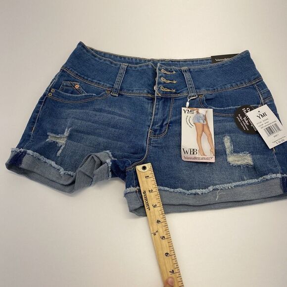 YMI Short 3 Button Denim Mid Rise Cuffs Lightly Distressed Size 7/28 new - Picture 5 of 16